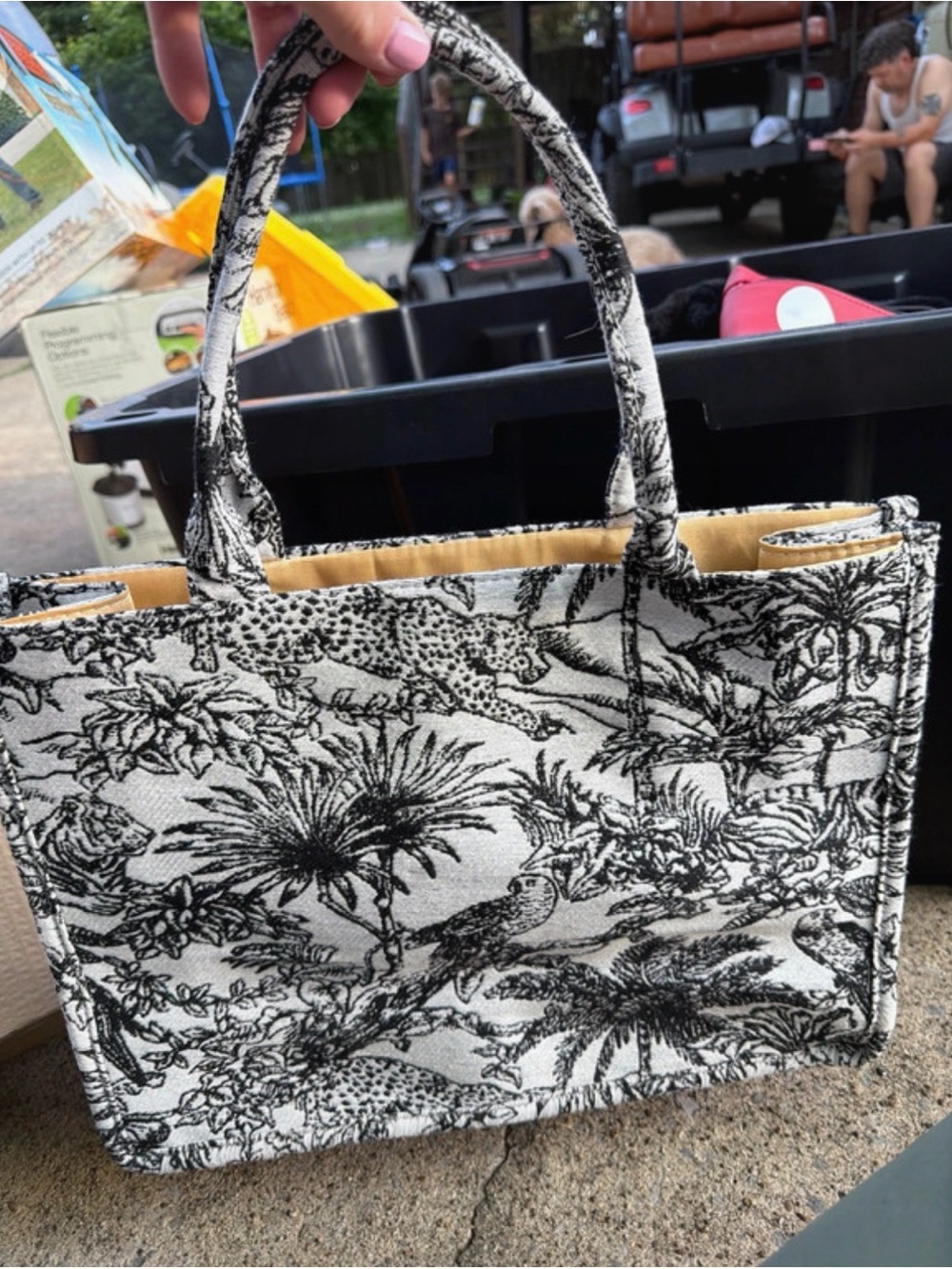 Black & White Tropical Print embro Tote -